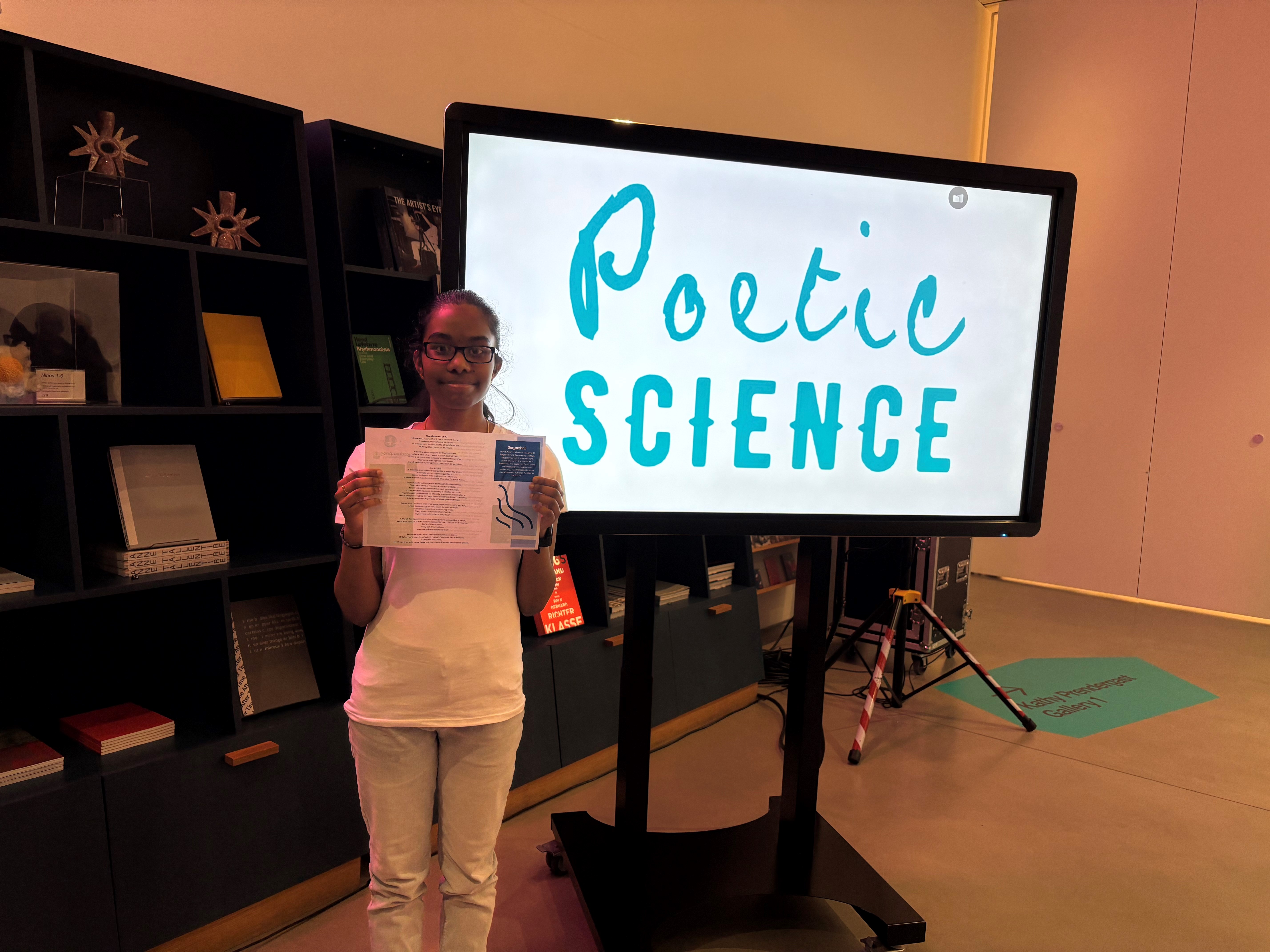 Gayanthri Presenting her poem